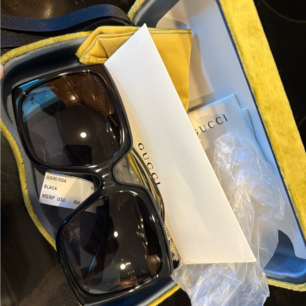 Gucci Glossy Black Sunglasses